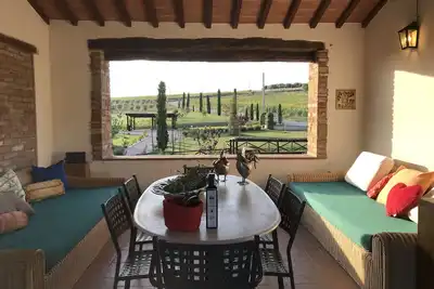 Sassicaia 2 chambres, 2 salles de bain, Ac, Wifi, piscine salée