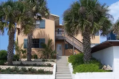 Image de Privé - Direct Oceanfront - Beach House
