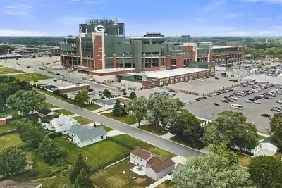 Image de Pack Shack 3 dans le champ Shadows of Lambeau! ! COMPLÈTEMENT REMODÉ! ! !
