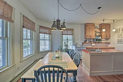 Image de Nouveau! Vineyard Haven House - Accès facile aux plages