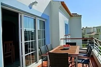Image de Deluxe Golf Townhouse Ă seulement 5 minutes de la plage