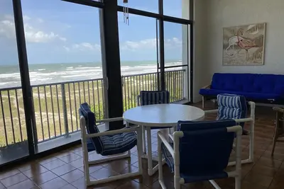 Image de Direct Ocean Front Condo à Cocoa Beach 3ème étage