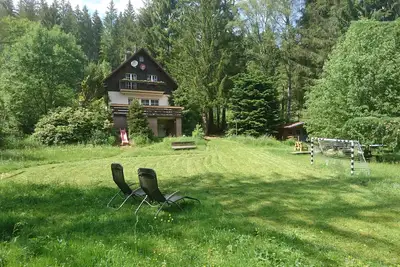 Image de Maison forestière romantique \"Lucas\" avec un magnifique jardin