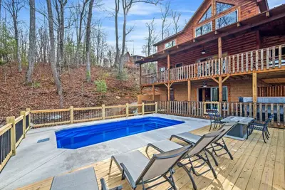 Image de 4 Br, 3. 5 Cabine de bain avec salle de jeux et bain à remous ~ Tout Nouveau en 2019! ~ 12 personnes