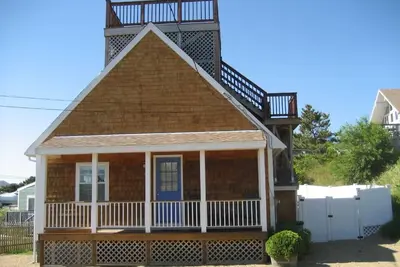 Image de Charming Cottage w \/ Panoramic Roof-top Views! Location d'hiver disponible du 20 novembre au 5 mai