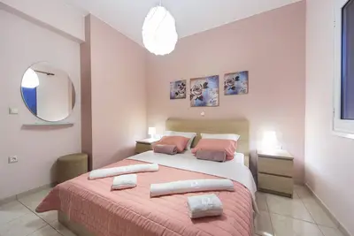 Image de Appartement spacieux à une minute de la plage à Almyrida