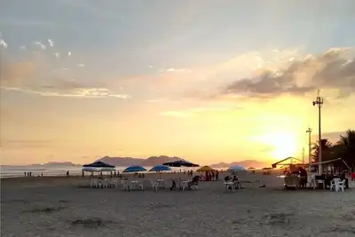 Image de Salle fermée jusqu'à 10 personnes, terrasse avec barbecue et télévision,