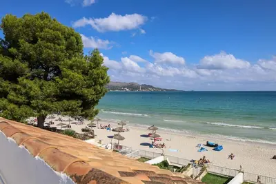 Image de Bel appartement en front de mer Sirra Lever du soleil avec vue sur la mer, pour 6 personnes à Playa de Alcudia à Majorque.