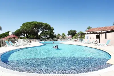 Image de Super Endroit! Bel appartement équipé et au calme