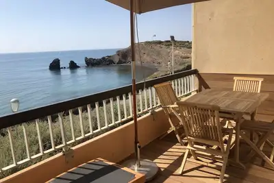 Image de Vue Mer Magnifique, Acces Plage direct, Grande terrasse, Refait à neuf, Wifi