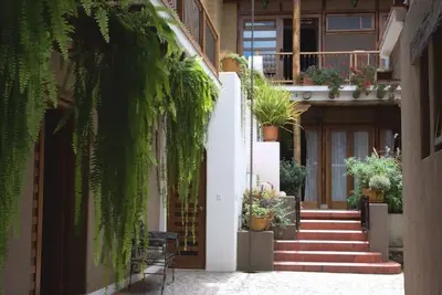 Image de Vicuña! Studio avec son propre balcon donnant sur le jardin.