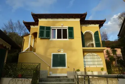 Image de Villa Tigula: entre Portofino et 5 Terre, parmi les oliviers et la mer.