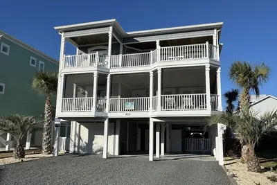 Image de Sunset Beach Nc-Piscine privée-Belle maison