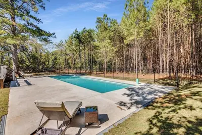 Image de Amazing Villa 4 Bdr + Bonus Room, à 5 minutes de l'aéroport Atl