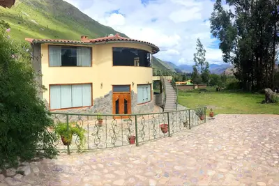 Image de Belle maison au coeur de la vallée sacrée.