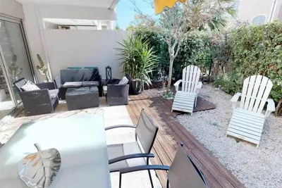 Image de Superbe 2p rénové avec jardin, piscine et proche mer à Menton