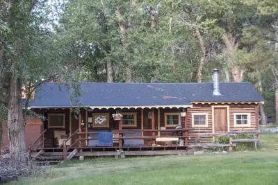 Image de Bunnylane Cottontail Cabin \"Payez en avant\"