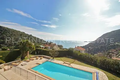 Image de Eze Sur Mer- 350m² - 5 Chambres - Vue Mer - Grand Jardin plat avec piscine