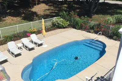 Image de Appartement entier au 1er étage à Obx! Marcher jusqu'à la plage, la piscine, de nombreux extras