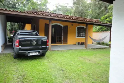 Image de Maison simple et agréable pouvant accueillir jusqu'à 8 personnes dans un endroit calme.