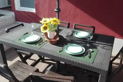 Image de Lisbon Beach Apartments 1. Plage 500 mètres, terrasse-barbecue, animaux acceptés.