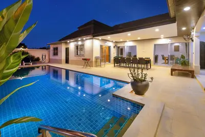 Image de Villa Bos avec piscine privée