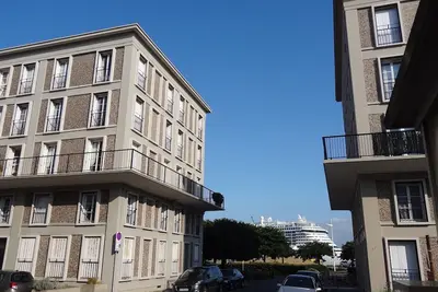 Image de Le Perret - Appartement à 2 pas de la mer - Wifi gratuit