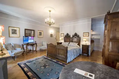Image de Suite de luxe dans le centre-ville de Parme-Emilie Romagne Italie