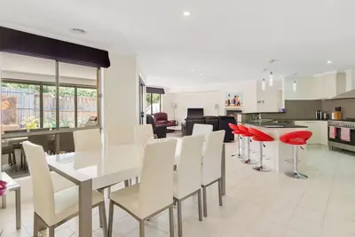Image de 6 Lorikeet Lane, Cowes