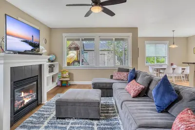 Image de Newer House à Se Portland N'Hood - Accueille les enfants