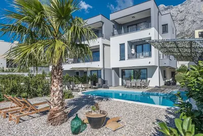 Image de ctma128- Nouvelle villa moderne et magnifique à Makarska, jusqu'à 10 personnes, deux unités