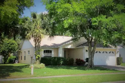 Image de Maison de vacances familiale d'Arlene sur le parcours de golf - 4 miles à Wdw!
