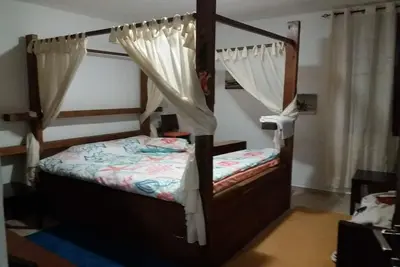 Image de La maison sur le pré \/ Το σπίτι στο λιβάδι!