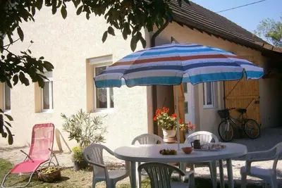 Image de Maison de vacances Sennecey le Grand pour 1 - 5 personnes avec 2 chambres à coucher - Maison de vaca