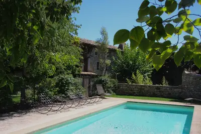 Image de Magnifique mas provençal dans hameau médiéval à 8 km d'Uzès