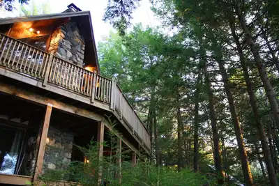 Image de Bord de lac avec une belle vue!