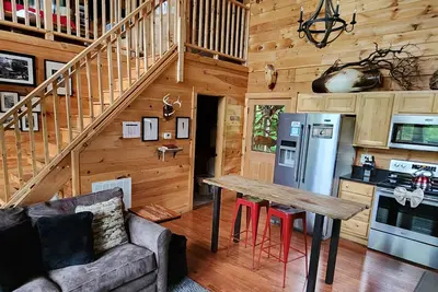 Image de Elk Feathers - Grands points de vue / Jeu d'arcade / Jacuzzi / WiFi / Jacuzzi / Grill