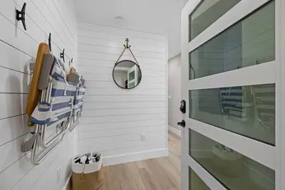 Image de Condo au bord de l'eau avec débarcadère - Sud