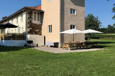 Image de Chez Broche Private Lake & Pool 12 personnes
