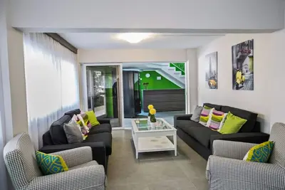 Image de Cyprus Apartment Minutes from the Beach, Ayia Napa Apartment 1326