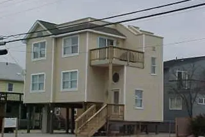 Image de 4 chambres hébergement à Surf City