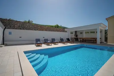 Image de Agréable appartement pour 4 personnes avec climatisation, Wifi, piscine, Tv et terrasse