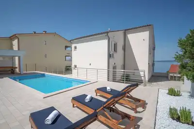 Image de Confortable appartement pour 4 personnes avec piscine, Wifi, climatisation, Tv et terrasse