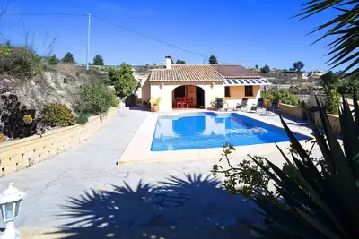 Image de Maison de vacances privée avec Wifi, piscine privée, climatisation, Tv, terrasse, vue panoramique