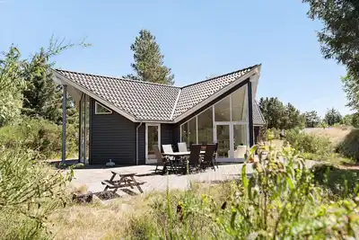 Image de Newer cottage with 3 bedrooms and loft - 150m to the beach - hottub