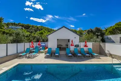 Image de Appartements Villa Niko (56251-A1) - Arbanija (Ciovo)