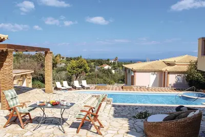 Image de Superbe maison Ă Koroni avec jacuzzi