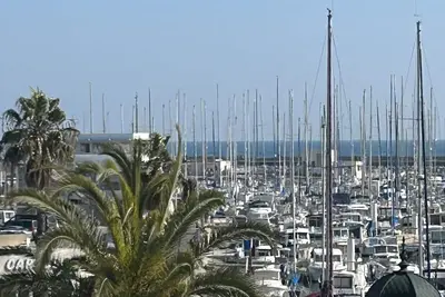 Image de Superbe vue sur le port.
