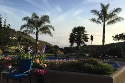 Image de Sunny Carmel Valley - mais près de Pebble Beach
