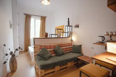 Image de Maison d'hôtes studio élégante et confortable dans le centre-ville